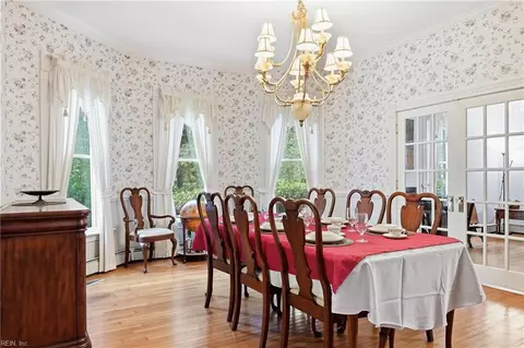 Dining - 34079 Seaside Rd, Painter, VA 23420 photo 1 of 3