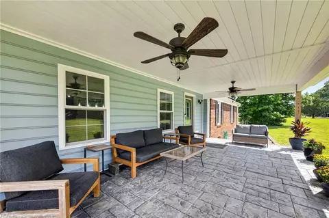 Exterior - 1908 Benefit Rd, Chesapeake, VA 23322 photo 2 of 6