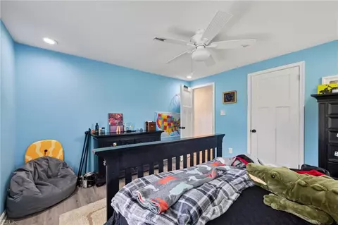 Bedroom - 1908 Benefit Rd, Chesapeake, VA 23322 photo 5 of 8