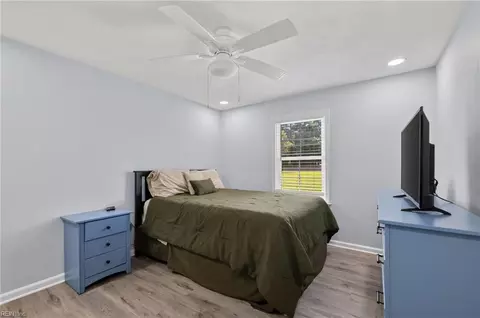 Bedroom - 1908 Benefit Rd, Chesapeake, VA 23322 photo 8 of 8