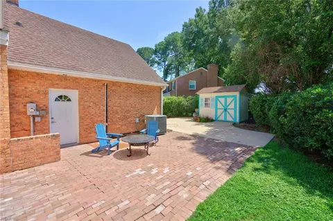 Exterior - 341 Wrexham Ct, Hampton, VA 23669 photo 5 of 8