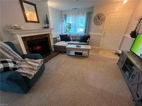 Living - 5 Salt Marsh Quay Quay #5A, Hampton, VA 23666 photo 2 of 2