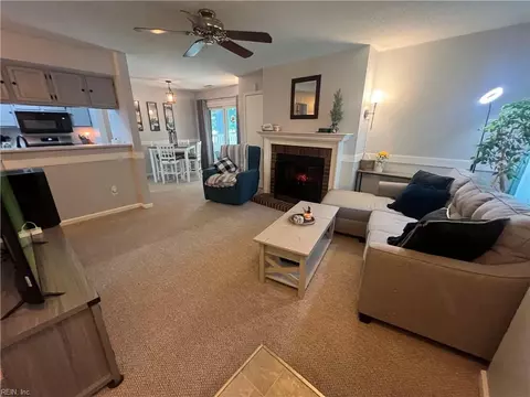 Living - 5 Salt Marsh Quay Quay #5A, Hampton, VA 23666 photo 1 of 2