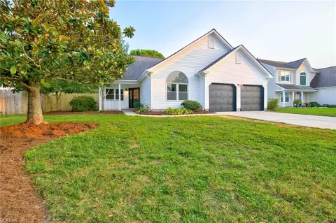 3328 Fayette Dr, Virginia Beach, VA 23456