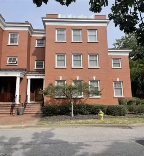 323 Yarmouth St, Norfolk, VA 23510