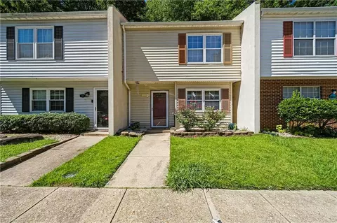 51 Otsego Dr, Newport News, VA 23602