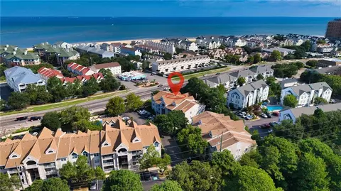 View/Area - 2204 Lesner Cres #101, Virginia Beach, VA 23451 photo 8 of 8