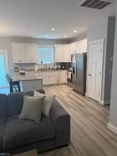 Entry Way - 7395 Sinclair Way #A, Gloucester, VA 23061 photo 2 of 2