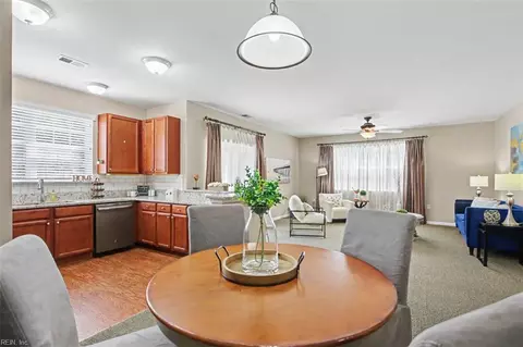 5300 Warminster Dr #101, Virginia Beach, VA 23455