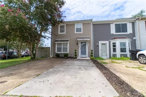 300 Harrier St, Virginia Beach, VA 23462