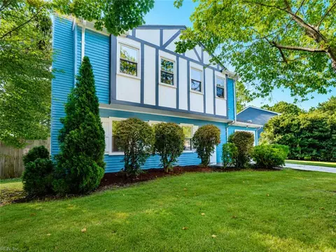 Exterior - 33 Edgemont Dr, Hampton, VA 23666 photo 2 of 5