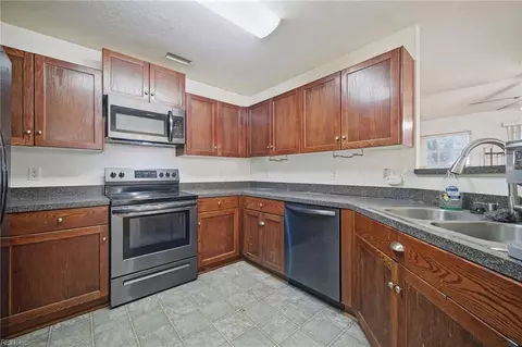 816 Portsmouth Blvd, Portsmouth, VA 23704