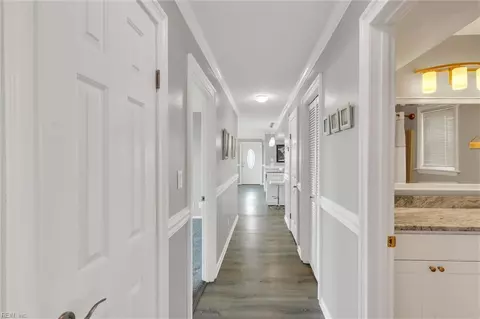 Entry Way - 1048 E Ocean View Ave, Norfolk, VA 23503 photo 2 of 2