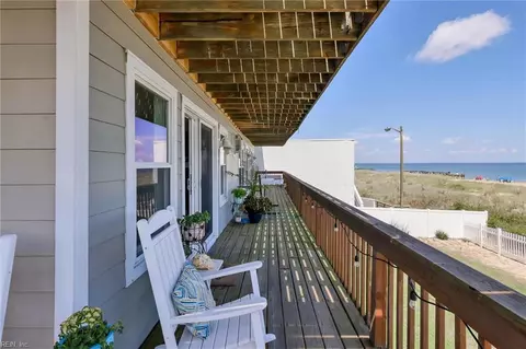 Exterior - 1048 E Ocean View Ave, Norfolk, VA 23503 photo 5 of 7