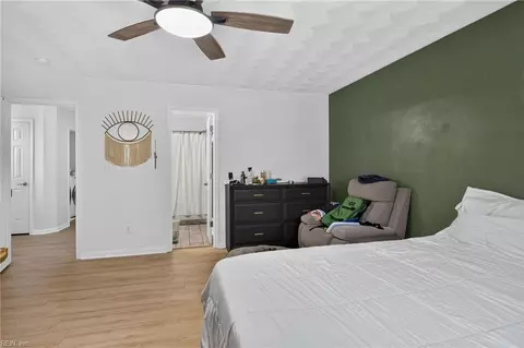 Bedroom - 2000 Paramont Ave, Chesapeake, VA 23320 photo 2 of 4