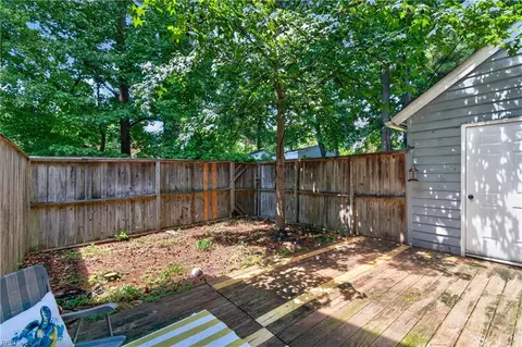 Exterior - 69 Madison Chse Chase, Hampton, VA 23666 photo 4 of 5