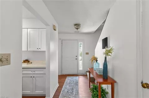 Entry Way - 69 Madison Chse Chase, Hampton, VA 23666 photo 3 of 3