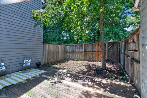 Exterior - 69 Madison Chse Chase, Hampton, VA 23666 photo 3 of 4