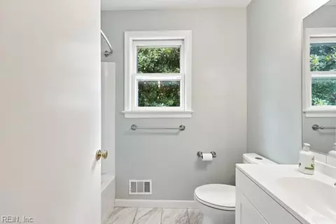 Bath - 5812 Beechwalk Dr, Virginia Beach, VA 23464 photo 1 of 3