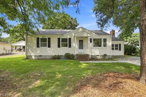 5812 Beechwalk Dr, Virginia Beach, VA 23464