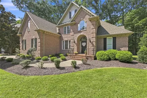 20143 W Magnolia Ct, Smithfield, VA 23430