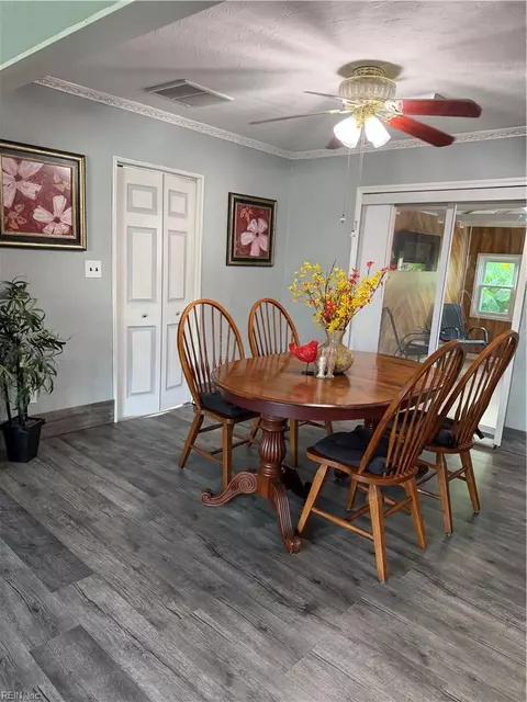 Dining - 2970 Murray Ave, Norfolk, VA 23518 photo 1 of 1