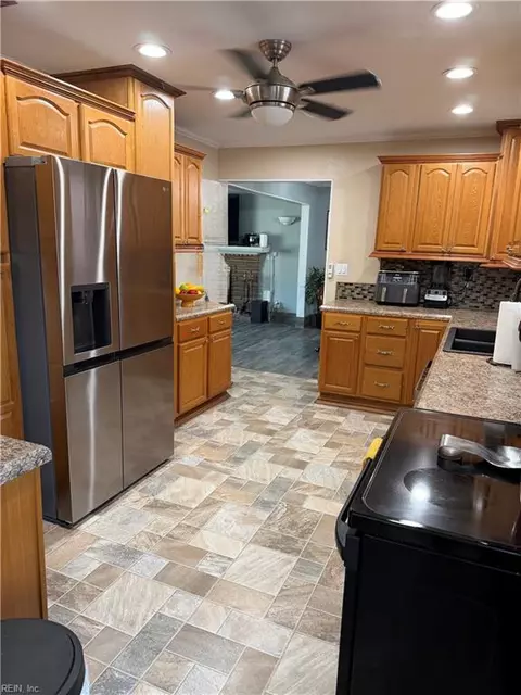 Kitchen - 2970 Murray Ave, Norfolk, VA 23518 photo 2 of 2