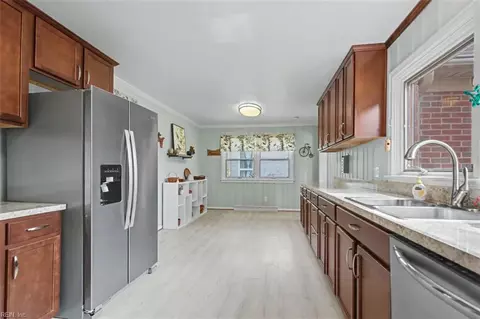 Kitchen - 12 Pine Cone Dr, Hampton, VA 23669 photo 1 of 3