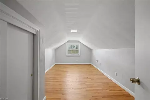 Bedroom - 12 Pine Cone Dr, Hampton, VA 23669 photo 4 of 5
