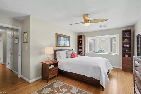 Bedroom - 12 Pine Cone Dr, Hampton, VA 23669 photo 1 of 5