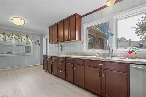 Kitchen - 12 Pine Cone Dr, Hampton, VA 23669 photo 2 of 3