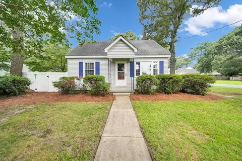 1601 Lilac Ave, Chesapeake, VA 23325