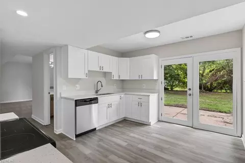 Kitchen - 56 Banister Dr, Hampton, VA 23666 photo 3 of 3