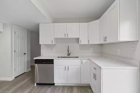 Kitchen - 56 Banister Dr, Hampton, VA 23666 photo 2 of 3