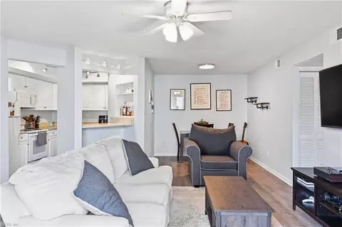 1410 Rellen Ct, Virginia Beach, VA 23464