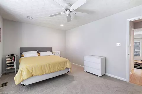 Bedroom - 17 Fields Dr, Hampton, VA 23664 photo 2 of 7