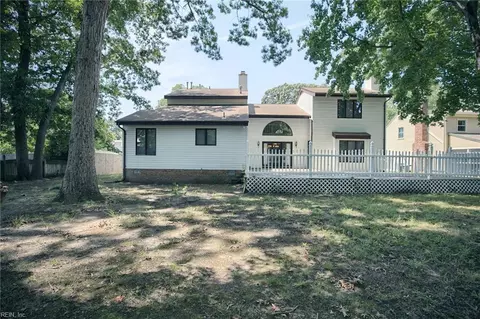 Exterior - 17 Fields Dr, Hampton, VA 23664 photo 8 of 12