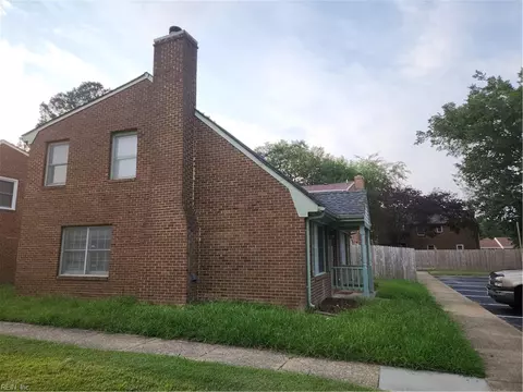 Exterior - 40 Glascow Way, Hampton, VA 23669 photo 3 of 3