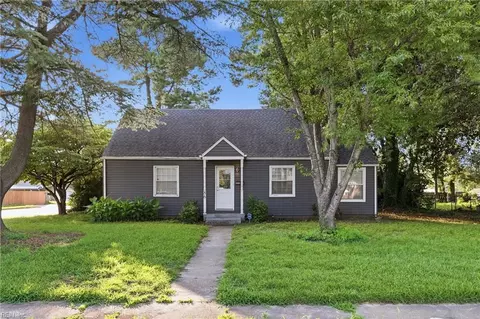 86 Wyoming Ave, Portsmouth, VA 23701