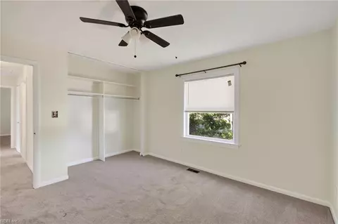 Bedroom - 208 Lowden Hunt Dr, Hampton, VA 23666 photo 10 of 14