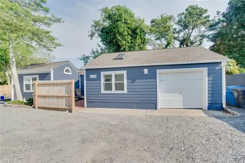 203 62nd St #A, Virginia Beach, VA 23451