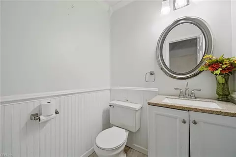 Bath - 27 Steeplechase Loop, Hampton, VA 23666 photo 2 of 2