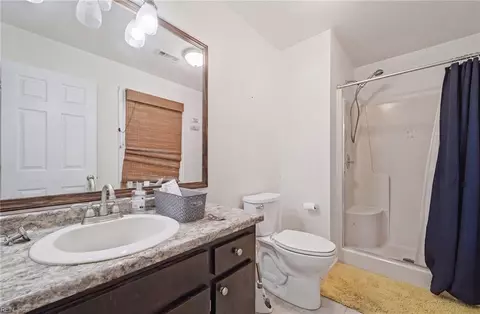 Bath - 27 Steeplechase Loop, Hampton, VA 23666 photo 1 of 2