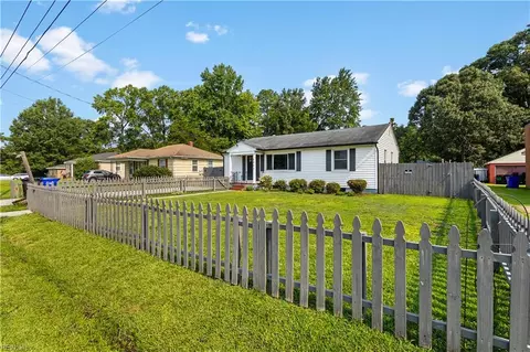 5902 Arden St, Portsmouth, VA 23703