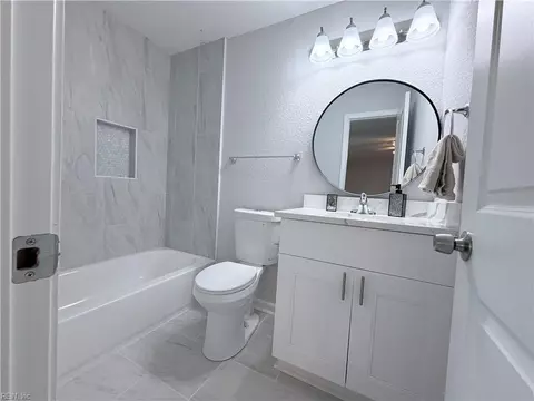 Bath - 419 Rogers Ave, Hampton, VA 23664 photo 1 of 5