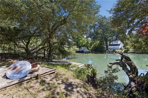 Exterior - 20 Magnolia Pl, Hampton, VA 23669 photo 11 of 11