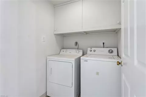 Other - 20 Magnolia Pl, Hampton, VA 23669 photo 6 of 16