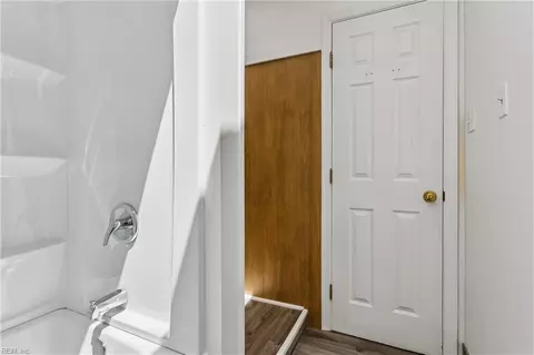 Other - 20 Magnolia Pl, Hampton, VA 23669 photo 7 of 16