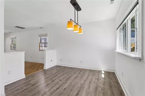 Other - 20 Magnolia Pl, Hampton, VA 23669 photo 4 of 16