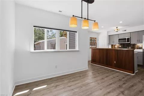 Other - 20 Magnolia Pl, Hampton, VA 23669 photo 2 of 16